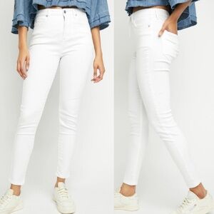 WE THE FREE White Jeans!